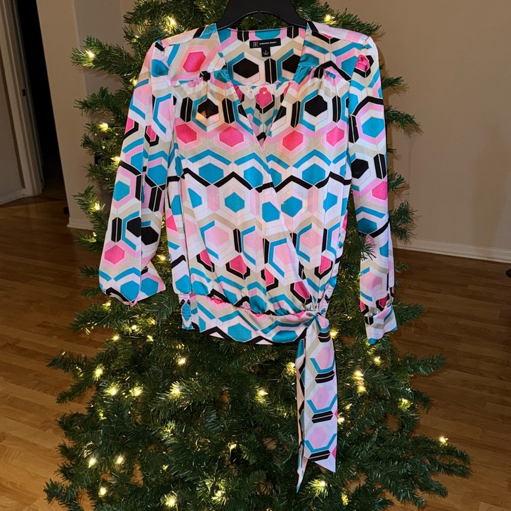 Top by Inc, Size S, Beautiful Geometric Print, Pink, White, Blue, etc, EUC (CL)